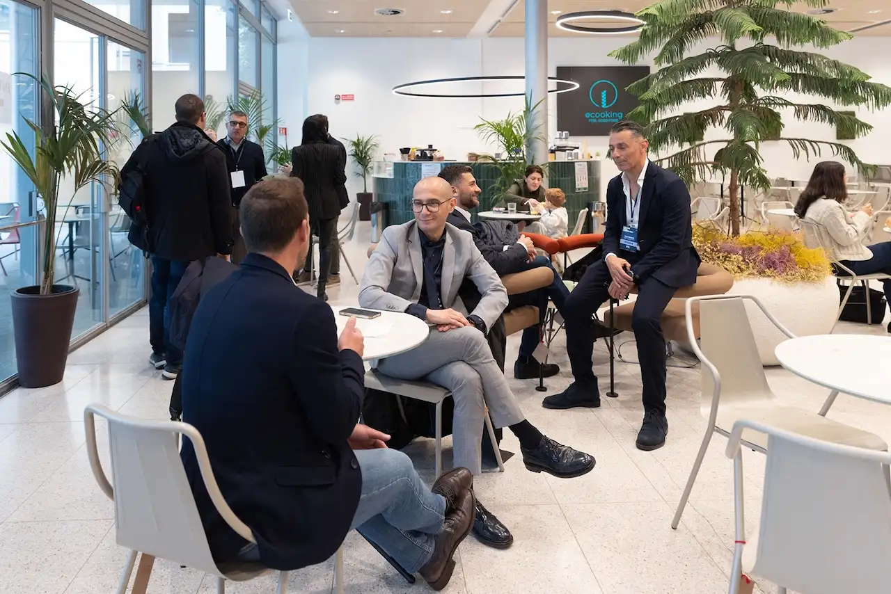 The networking lounge at Monterosa 91