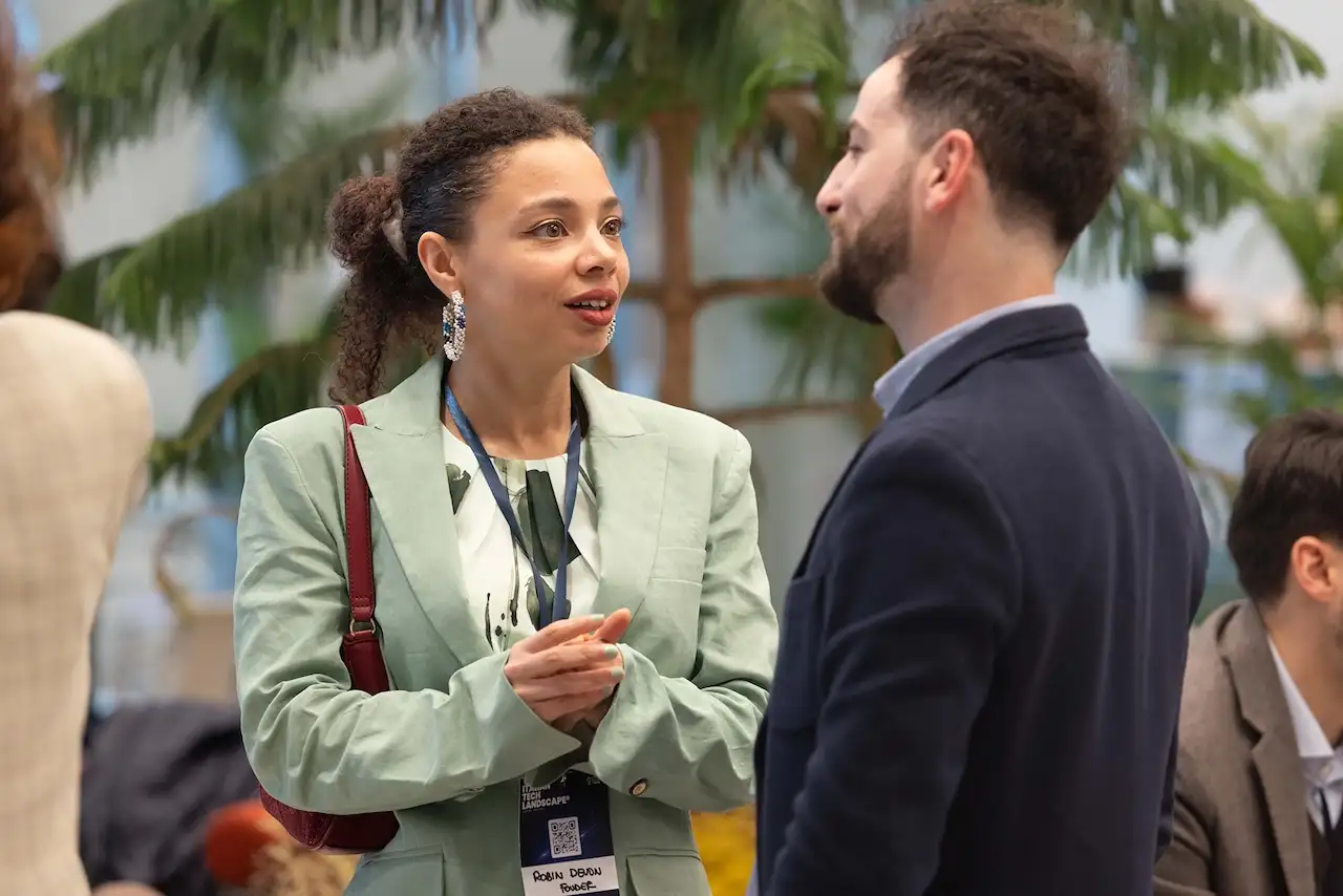 A conversation during the networking break